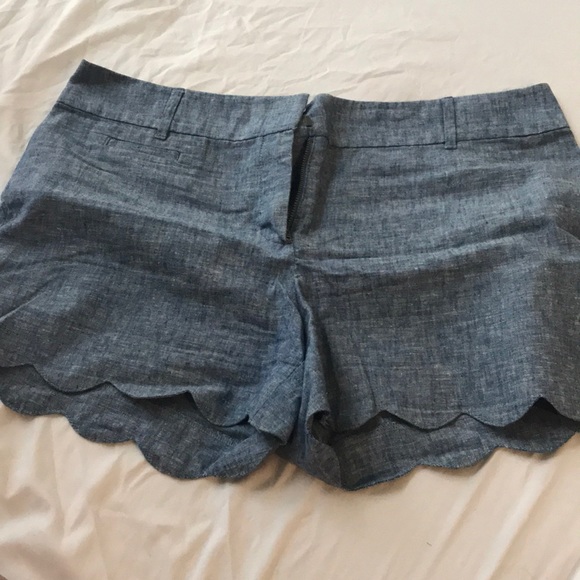 LOFT Pants - [LOFT] 4” Scalloped Chambray Shorts